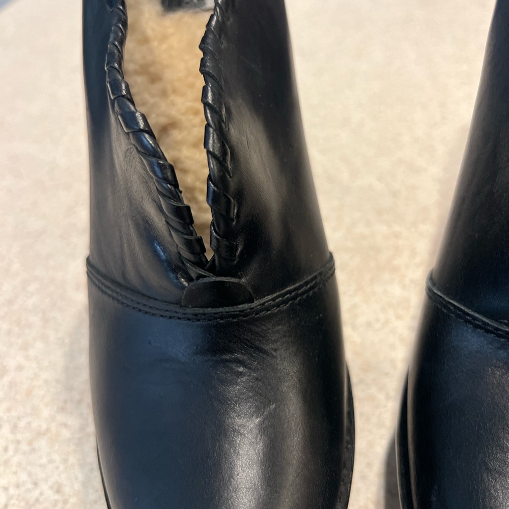 UGG Leather Jamison Black Platform Ankle Bootie Heels Sheepskin Lined Size 5.5 - Picture 5 of 14